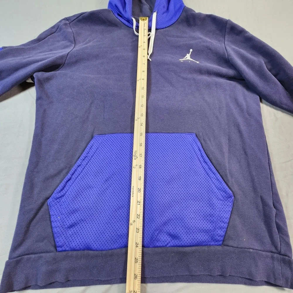 Air Jordan Sweatshirt Mens Large Air Jordan Logo Contrasting Colors Blue